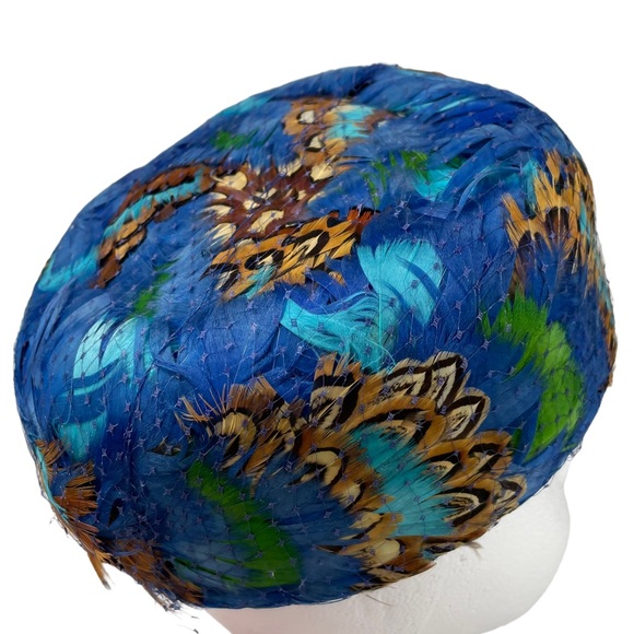 Vintage Marshall Fields 40s Pheasant Feather Ladies Elegant Event Pillbox Hat 46 - Picture 7 of 16